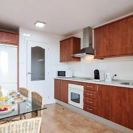 3 Bedroom With Beautiful Views In By Sharingco Apartment