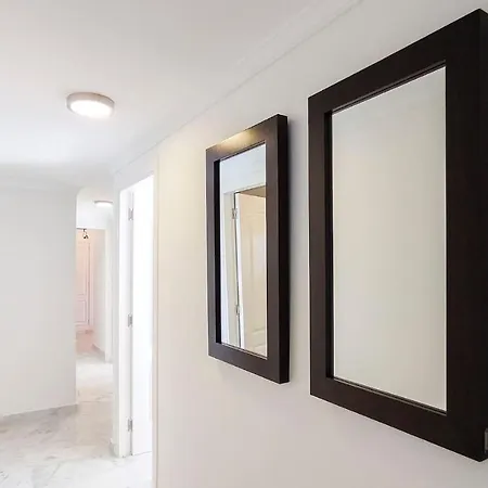 Apartment 3 Bedroom With Beautiful Views In By Sharingco