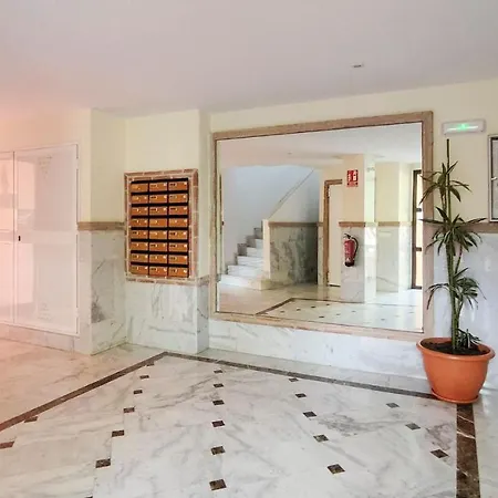 3 Bedroom With Beautiful Views In By Sharingco Apartment